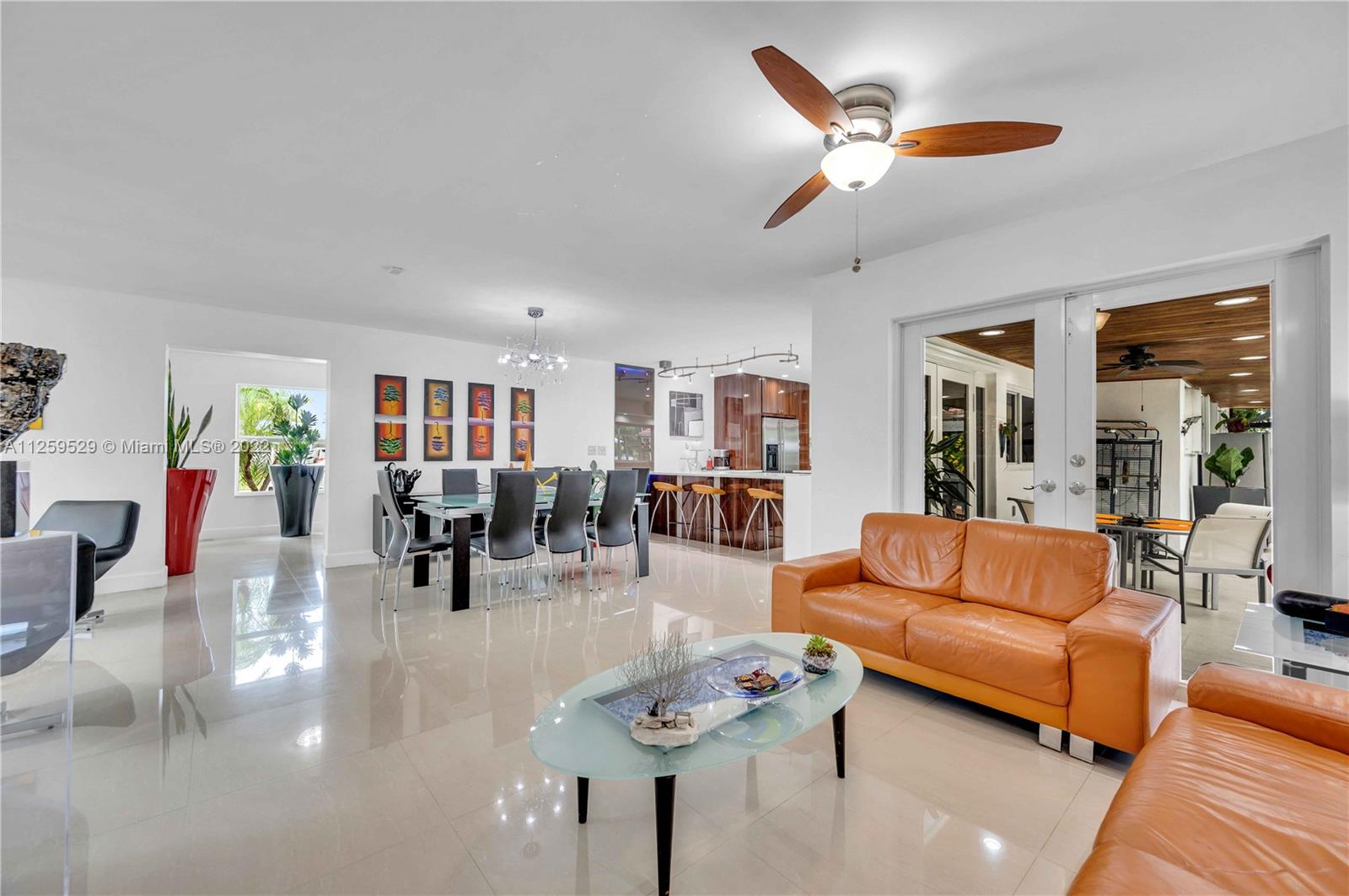 Listing Photo 14