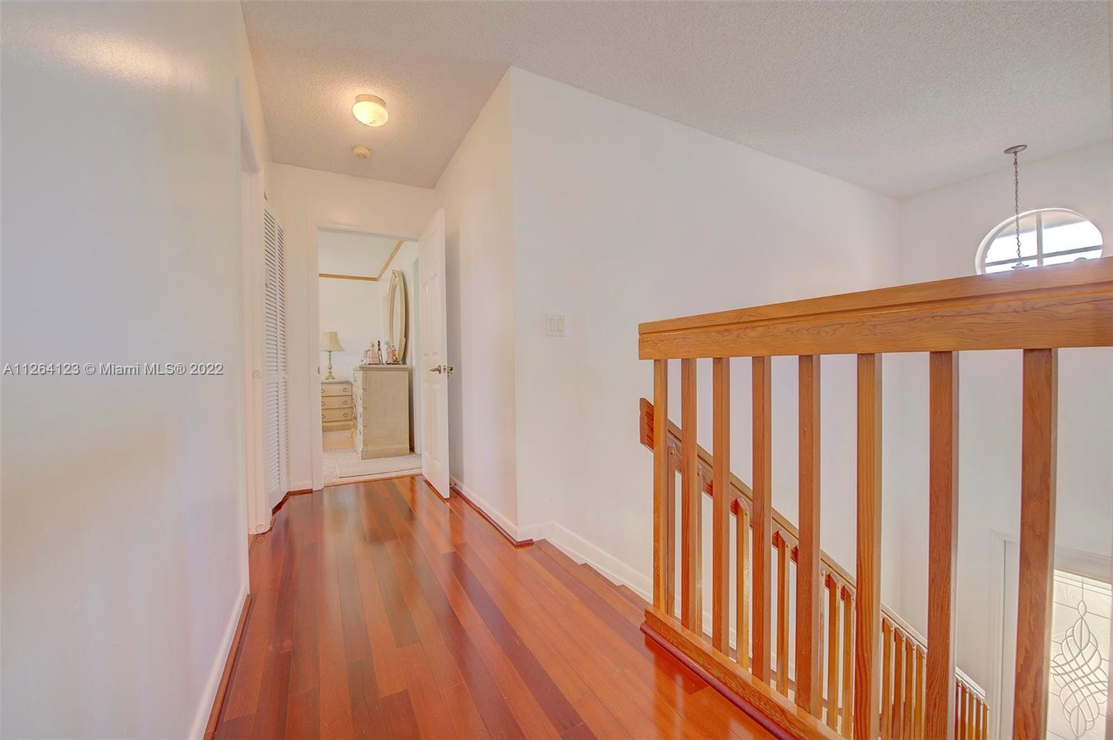 Listing Photo 18