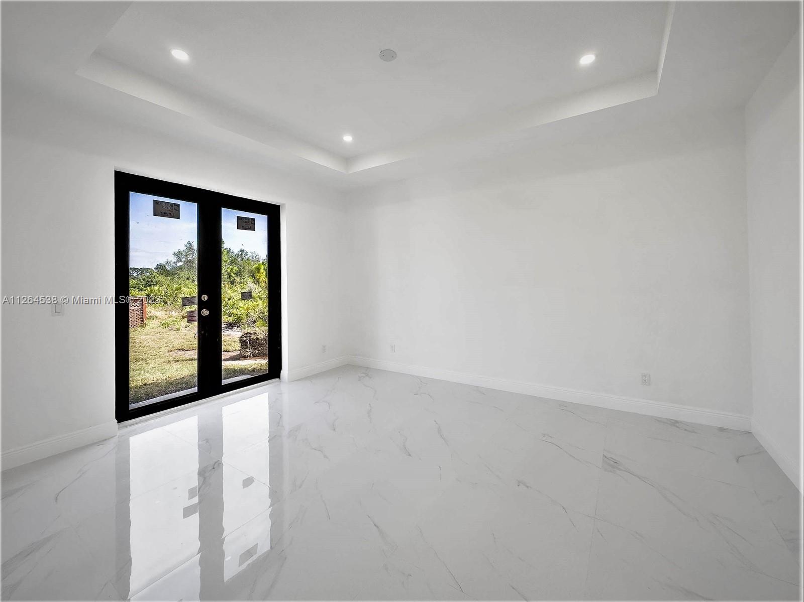 Owner's bedroom with En suite