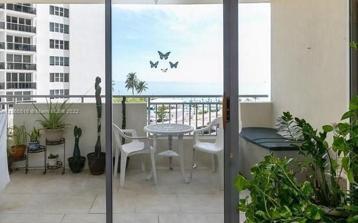 NICE UNIT BALCONY