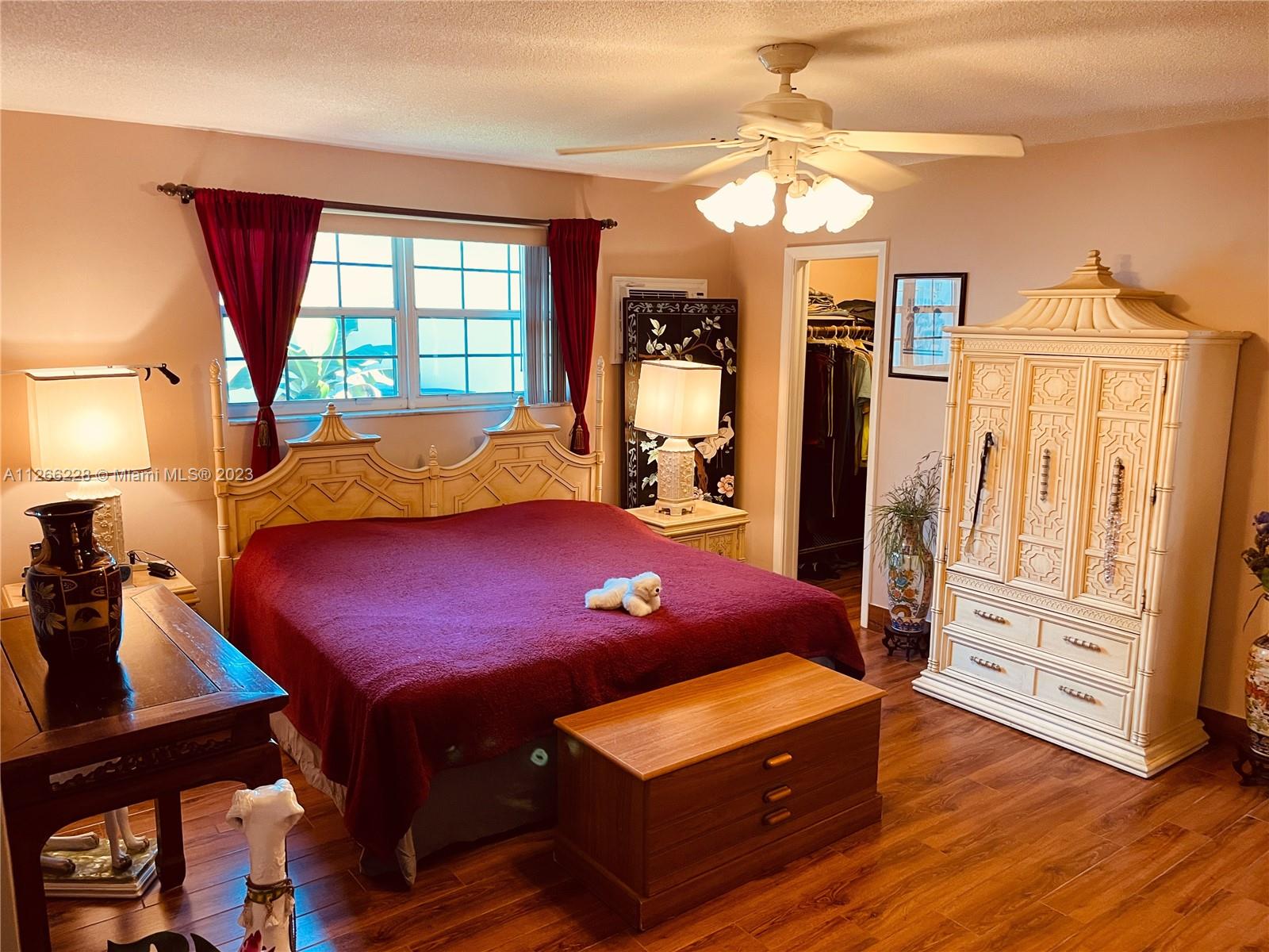 Listing Photo 15