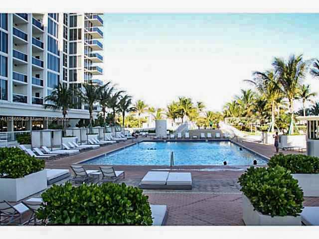 10275  Collins Ave #923 For Sale A11266594, FL