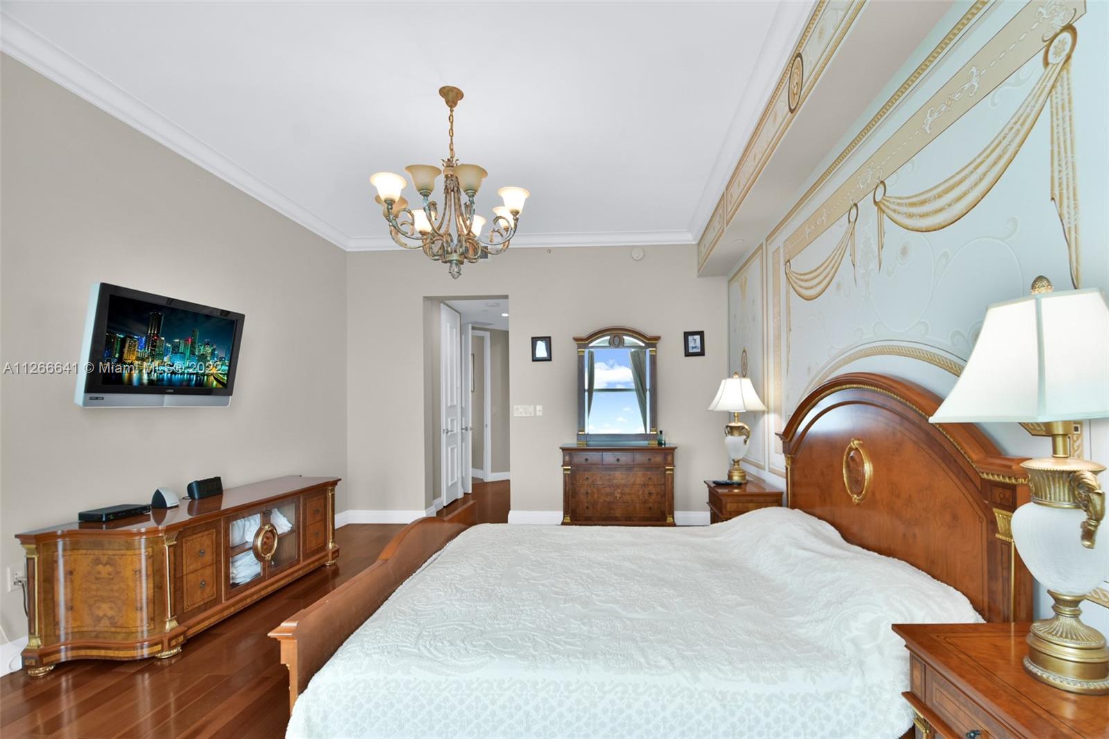 Listing Photo 24