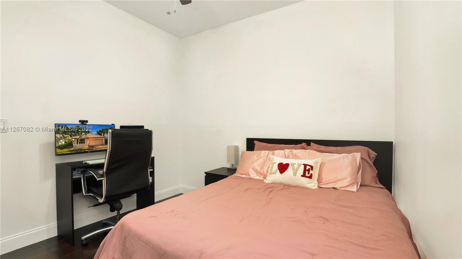 Listing Photo 22
