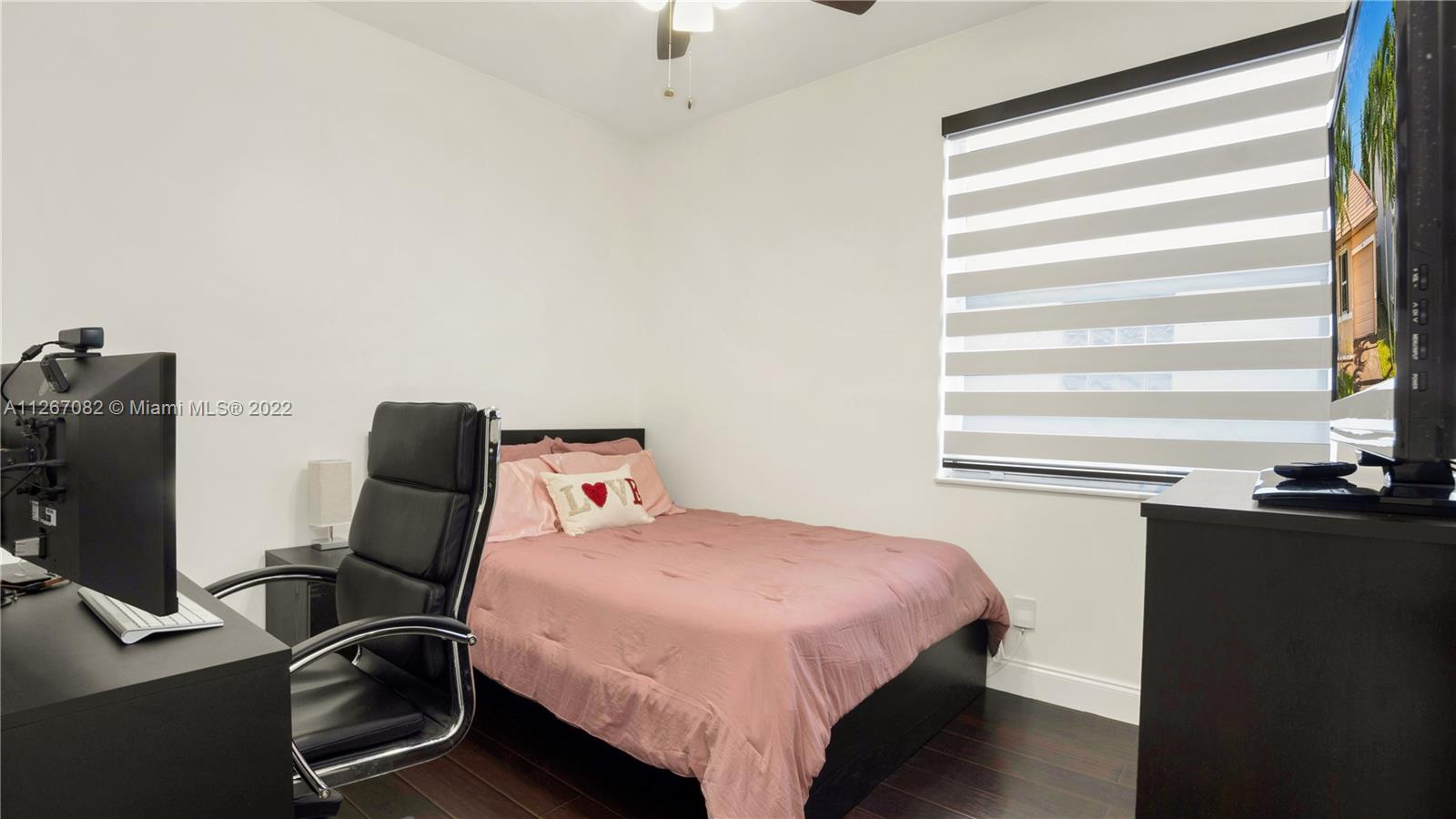 Listing Photo 23