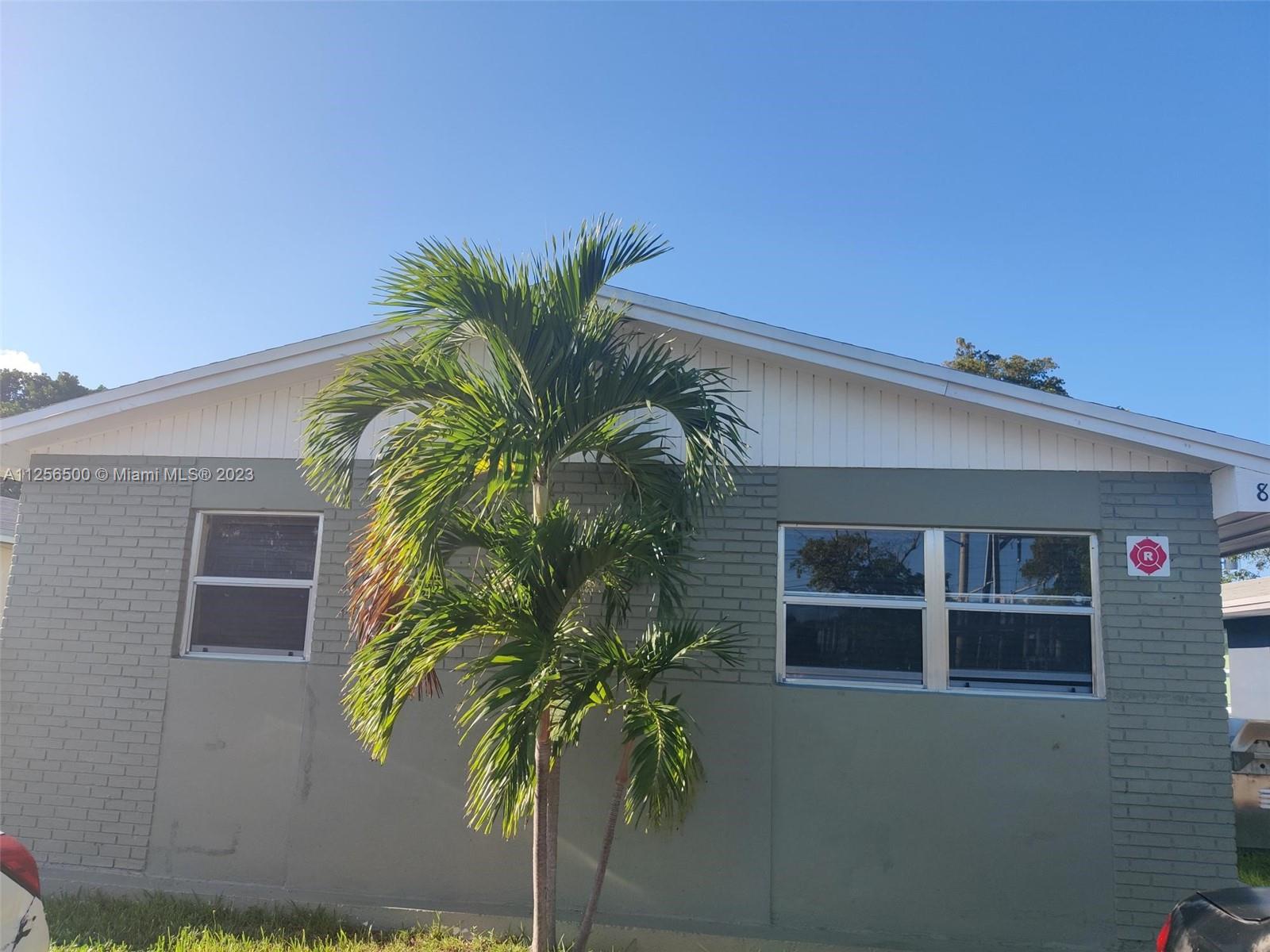844 SW 10th St  For Sale A11256500, FL
