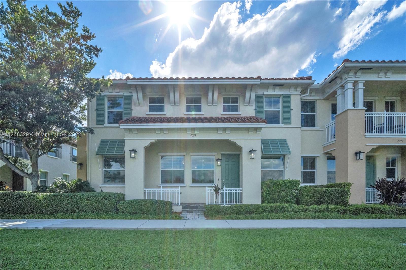 Cooper City Real Estate: 4093 Cascada Cir 4093 FL 33024