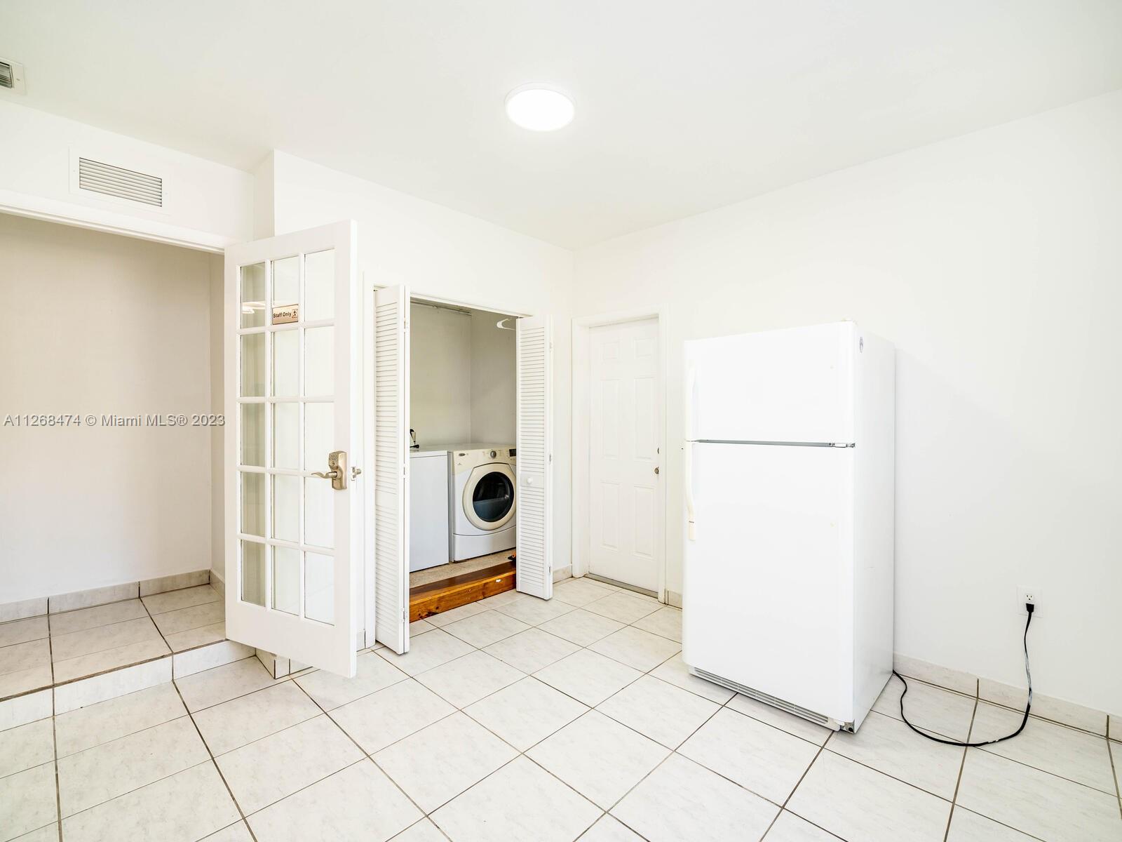 Back entry room.  Could be used as an office, storage room, adjacent to another bedroom and kitchen