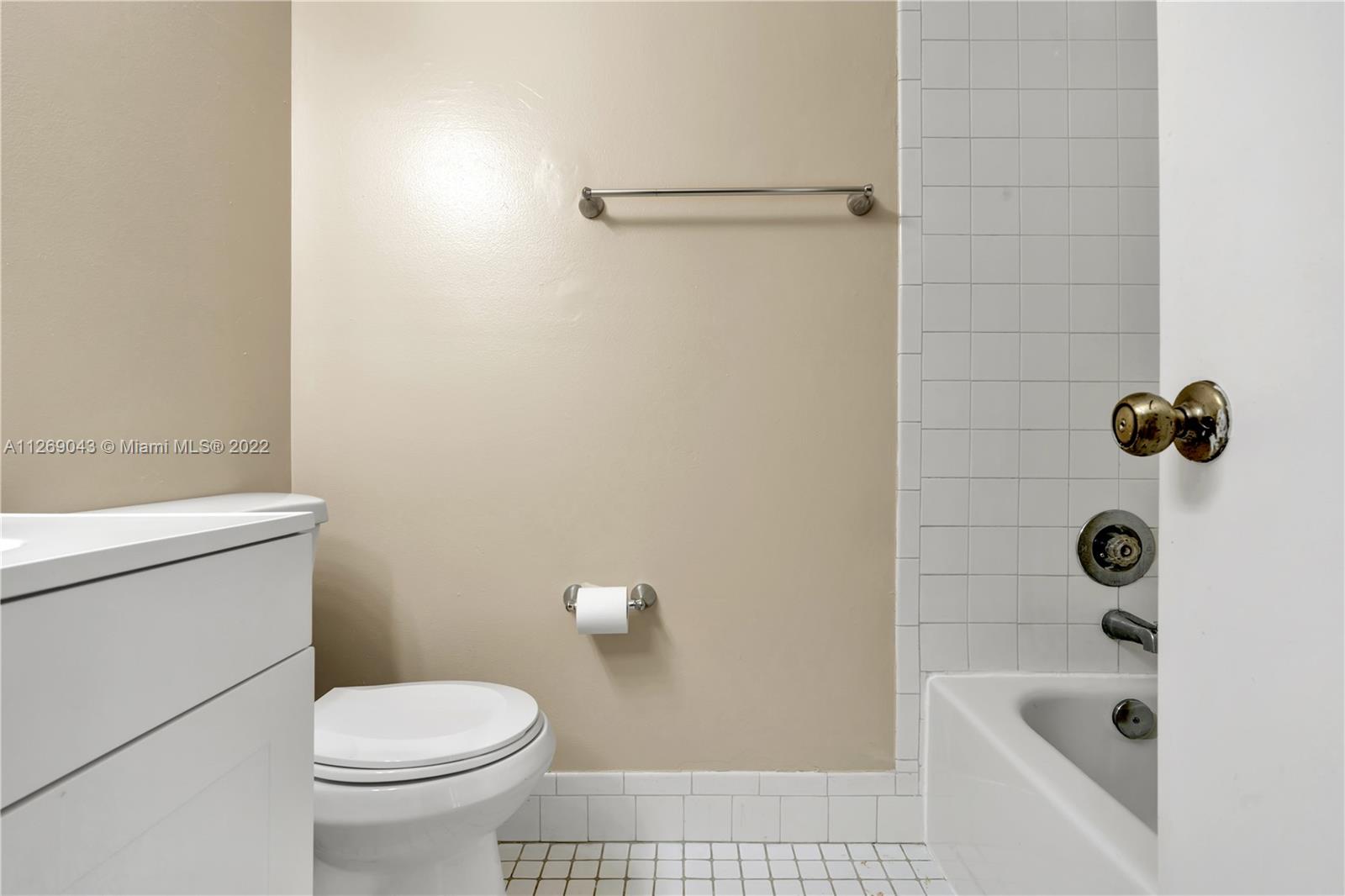 Listing Photo 22