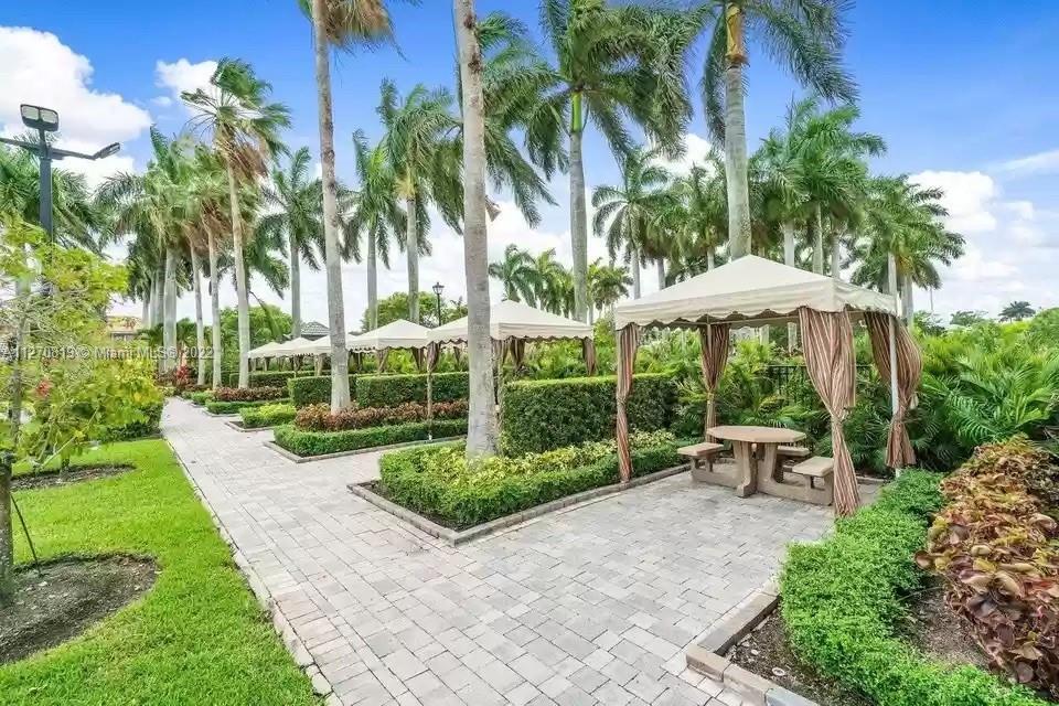 Listing Photo 30