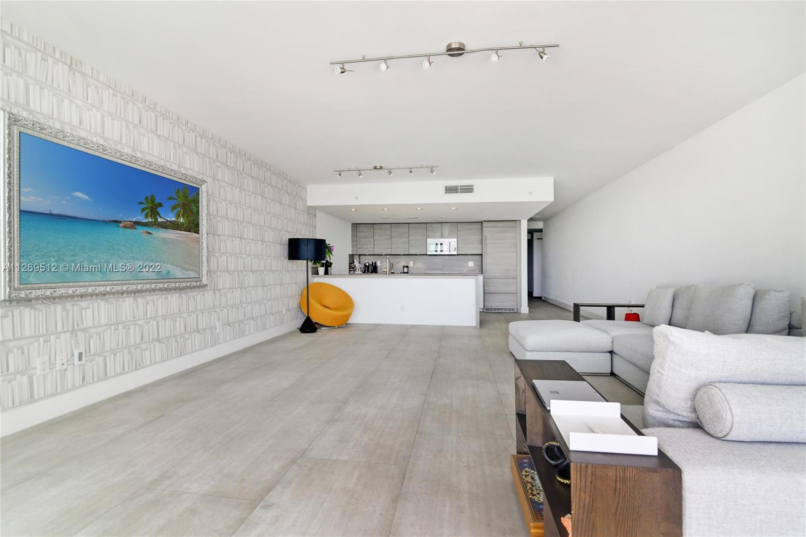 Living/dining