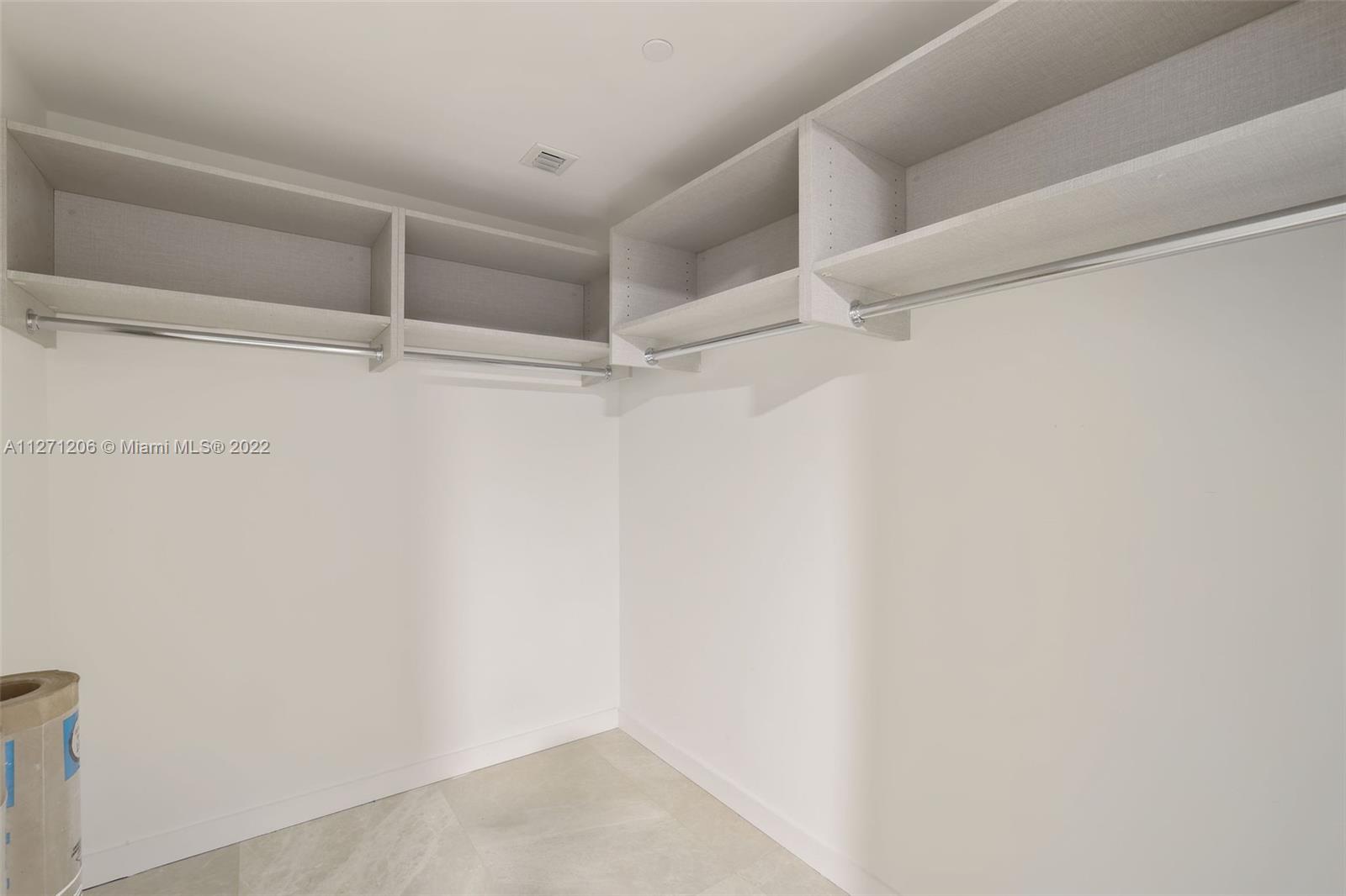 1500 Bay Rd N-0316