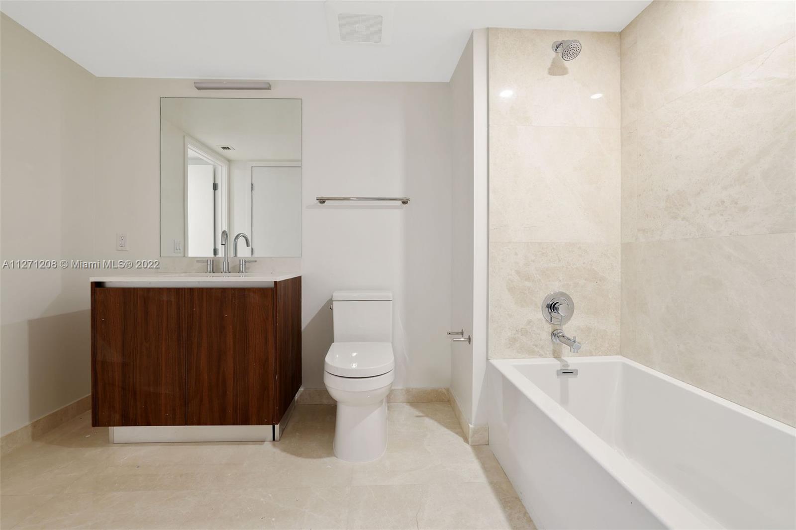 1504 Bay Rd N-0316