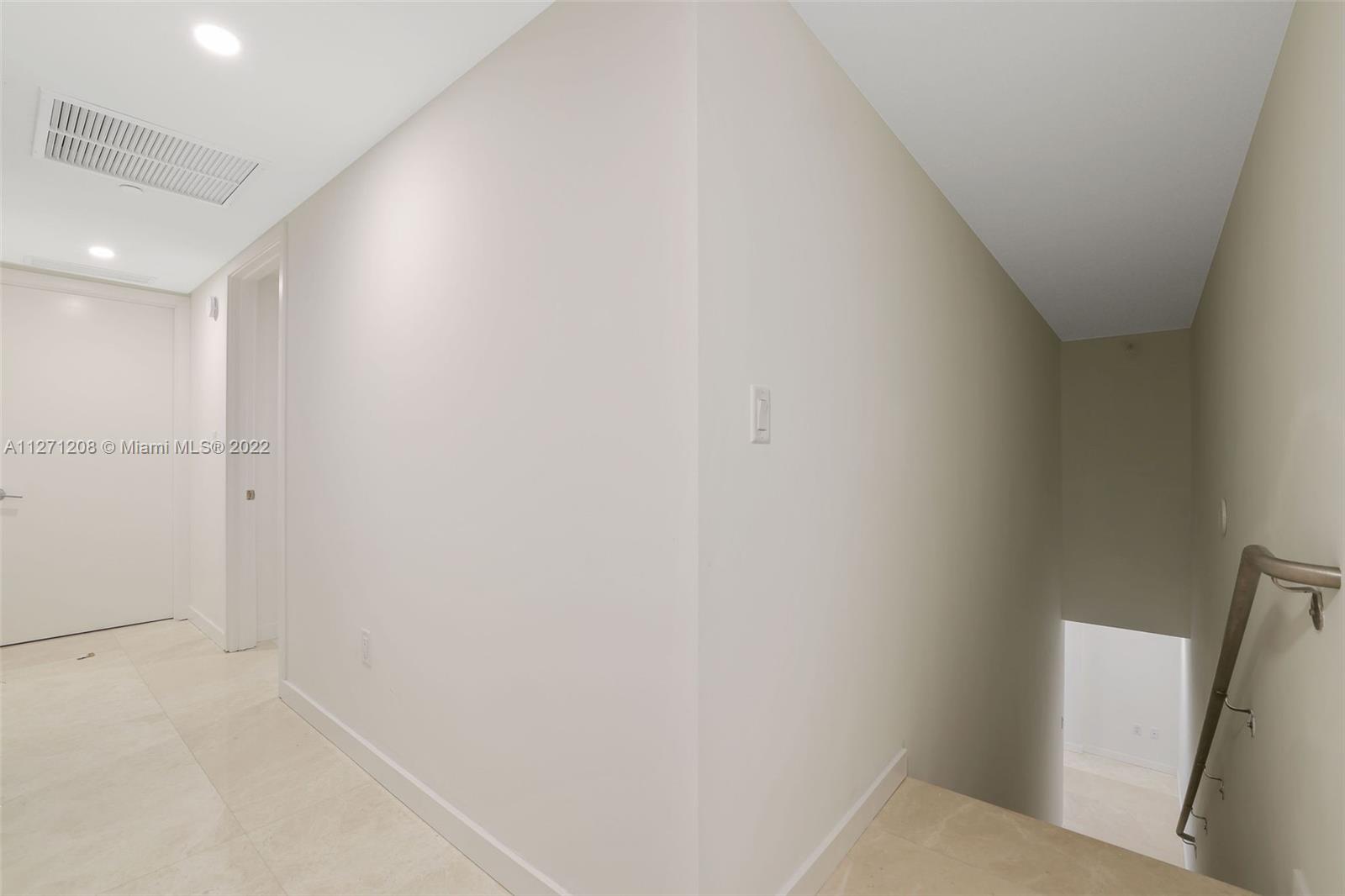 1504 Bay Rd N-0316