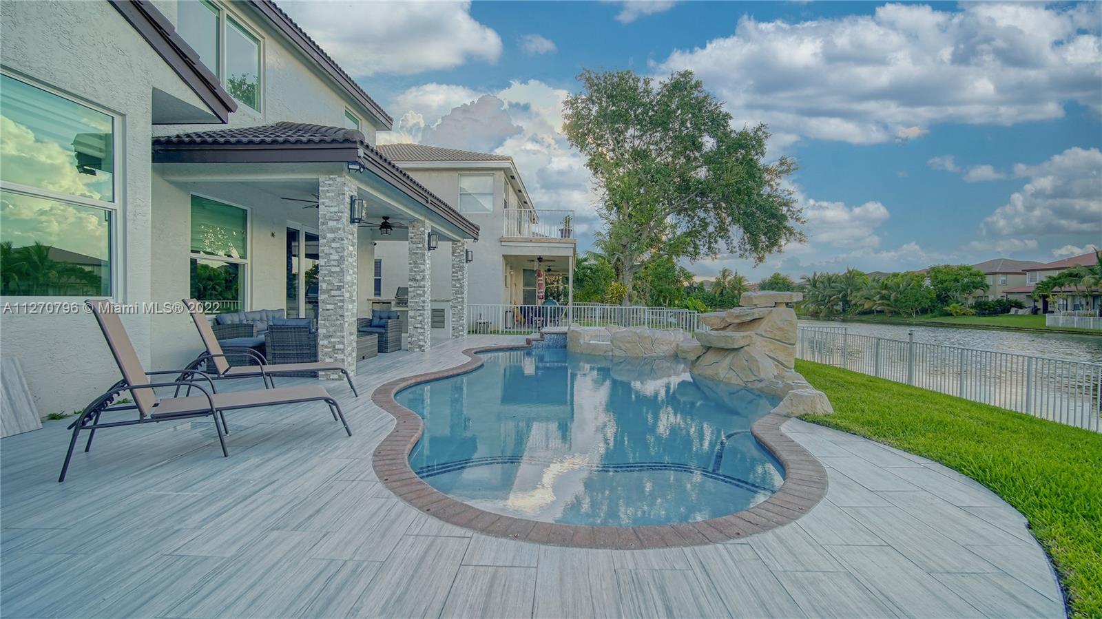 Listing Photo 37