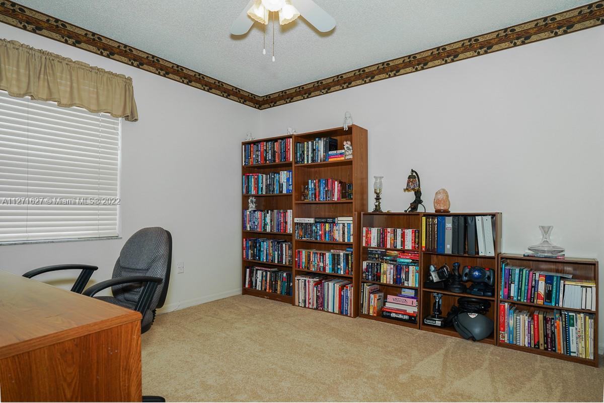 Listing Photo 18
