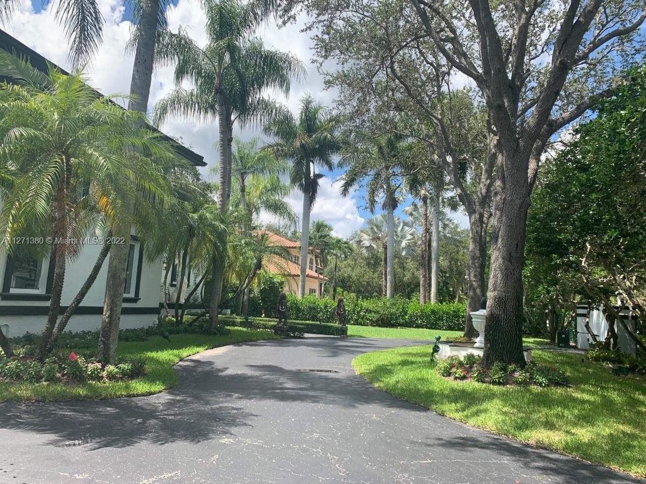 Beautiful 5/5/1 house in Pinecrest! Completely remodeled. Spectacular  modern kitchen! Tiled pool and jacuzzi. A lot of space to park many cars. Space to park RV or boat.  Gated for privacy. Impact windows and doors. Tennis court now used as parking but can be restored as tennis court. A must see!