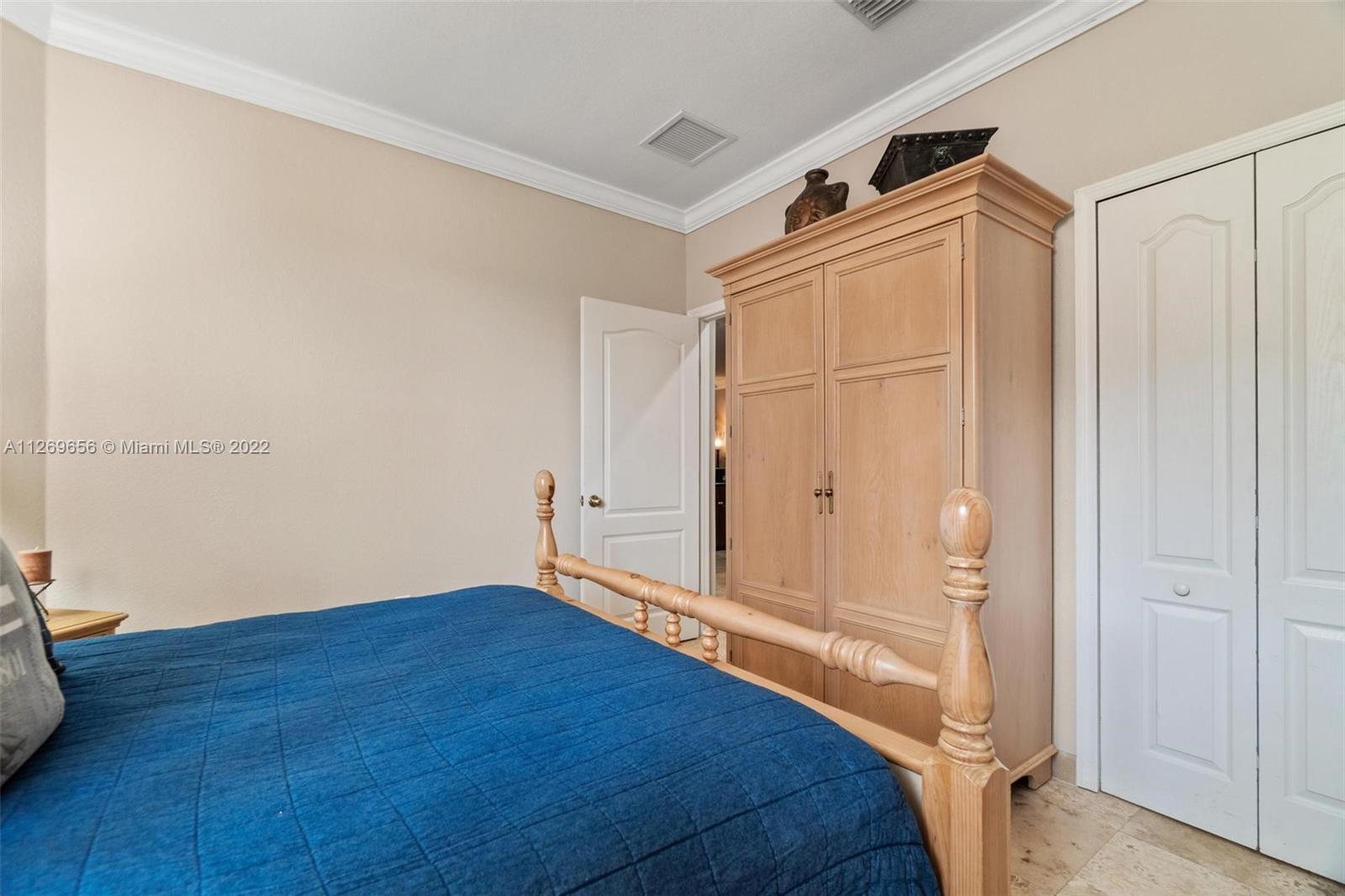 Listing Photo 24