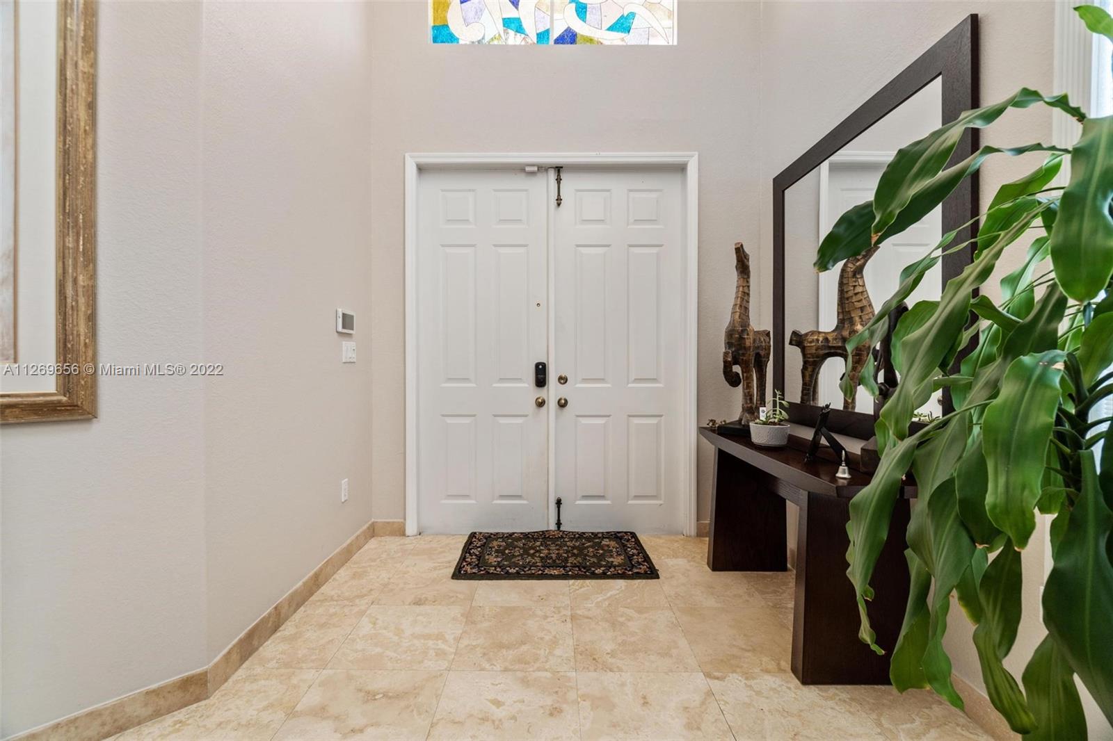 Listing Photo 8