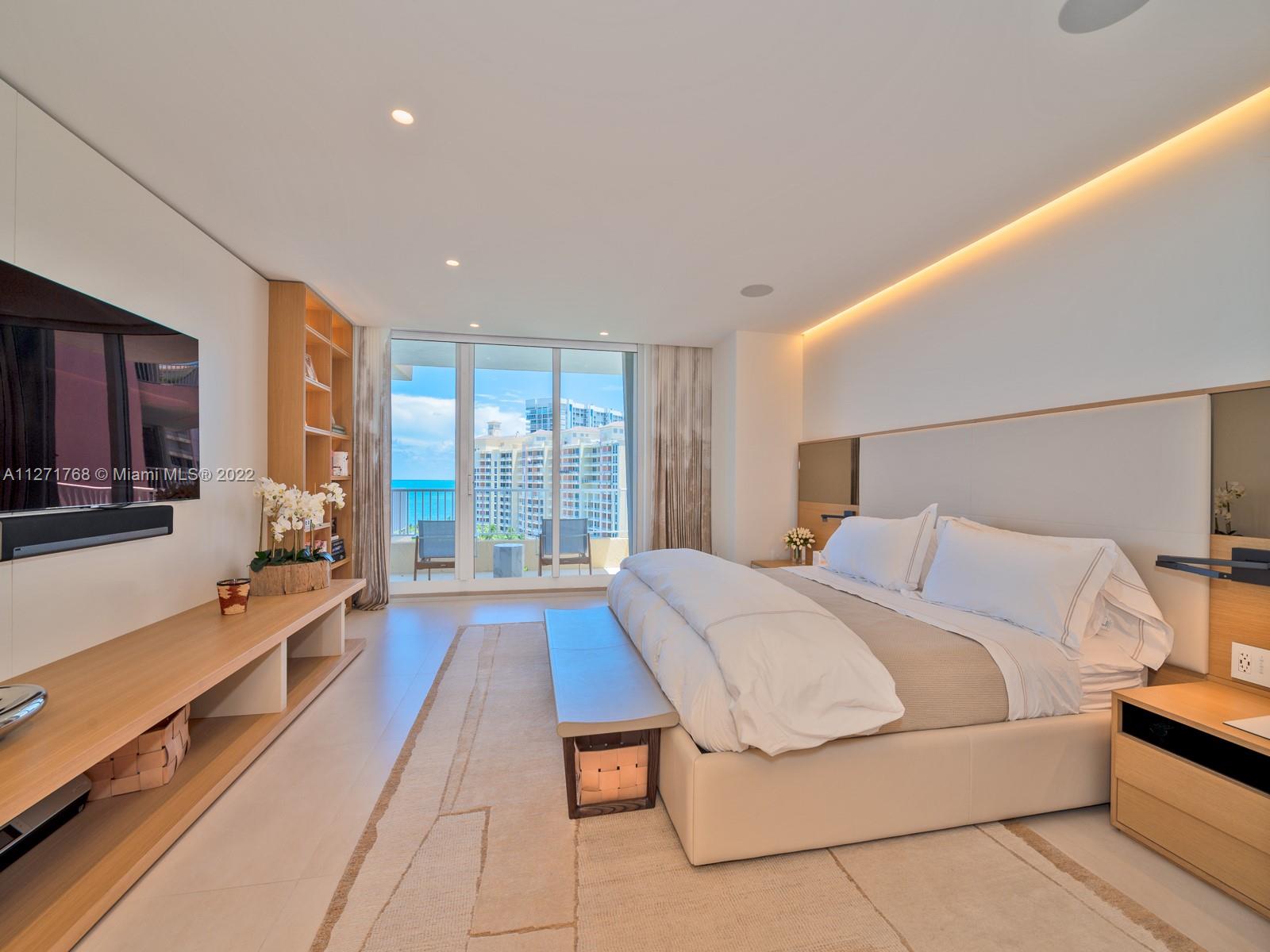 Master Suite w/Ocean View