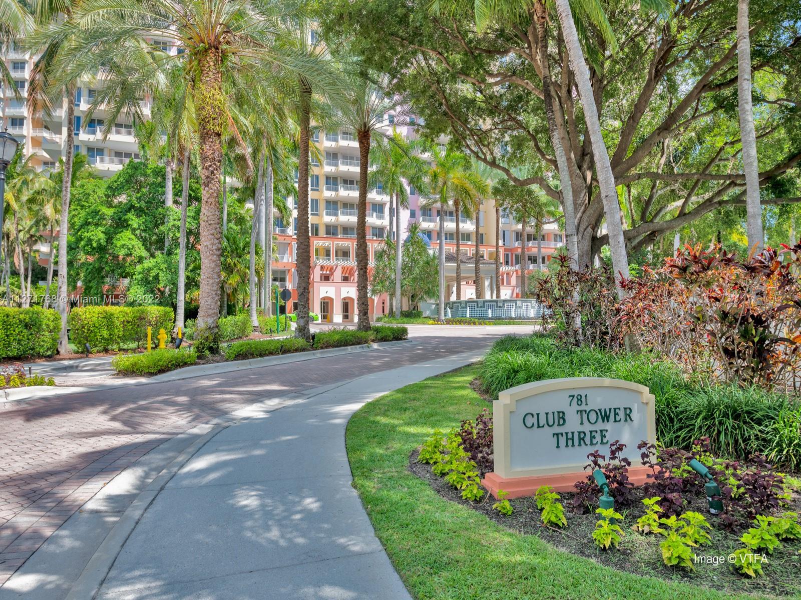 Club Tower III Entrance