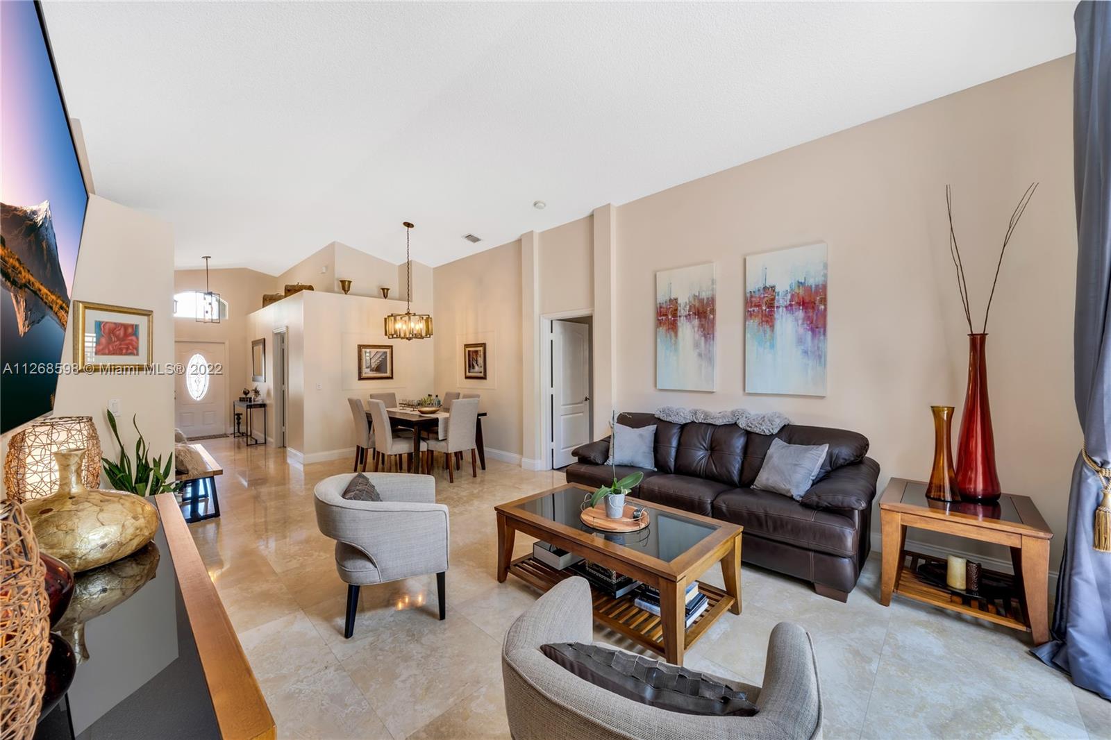 Listing Photo 8