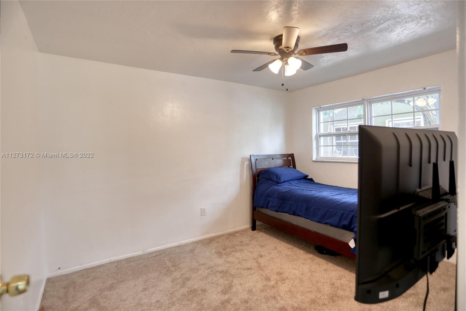Listing Photo 7