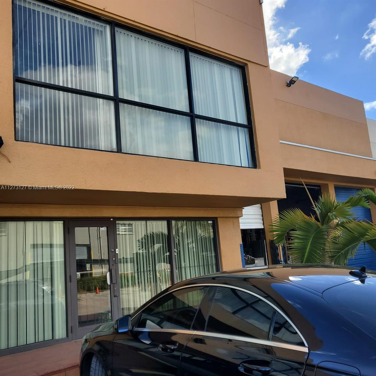 Fully established food distribution business in Doral for more than 30 years with excellent client portfolio. Roof is new. 2 warehouses approx 11,000 sqft Cooler of 2000 ft.