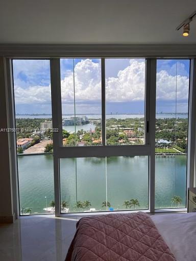 4775  Collins Ave #1905 For Sale A11275037, FL