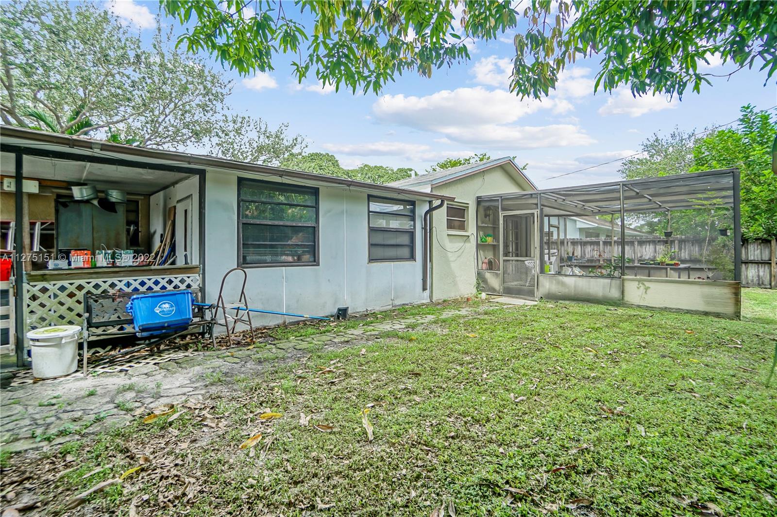 Listing Photo 8