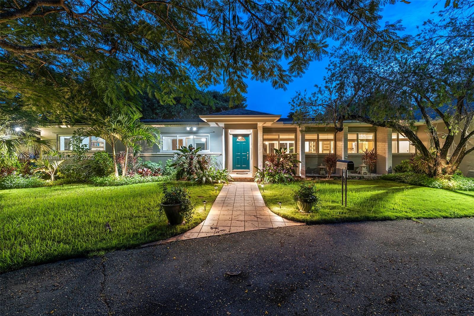 13190 SW 75th Ave  For Sale A11274823, FL