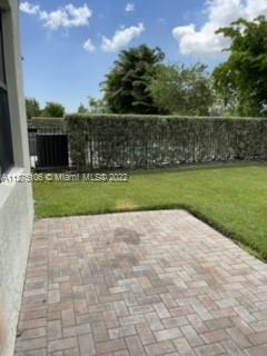 Listing Photo 12