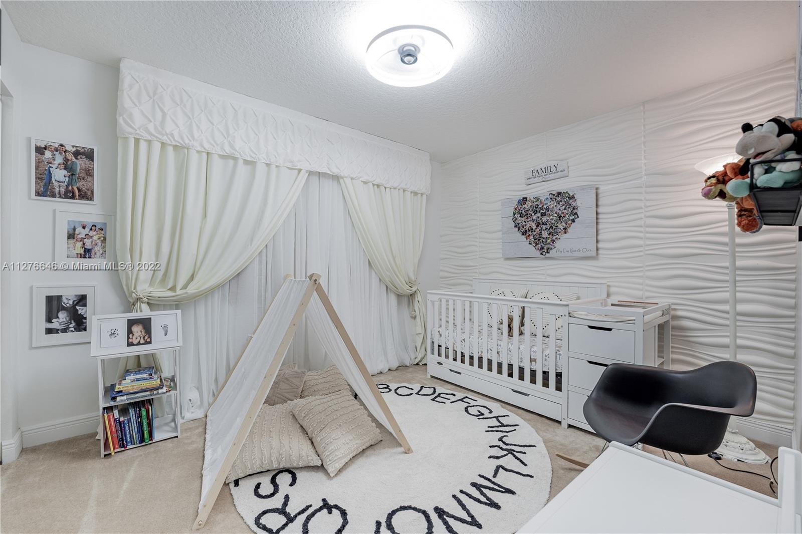 Listing Photo 25