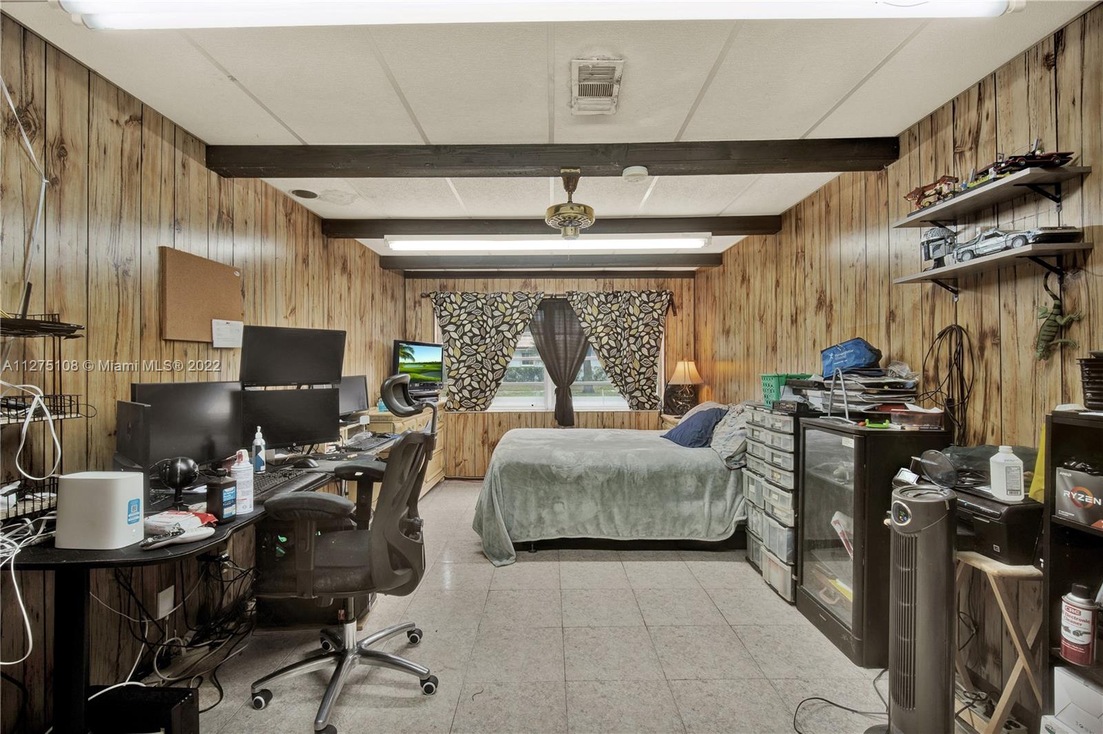 Listing Photo 9