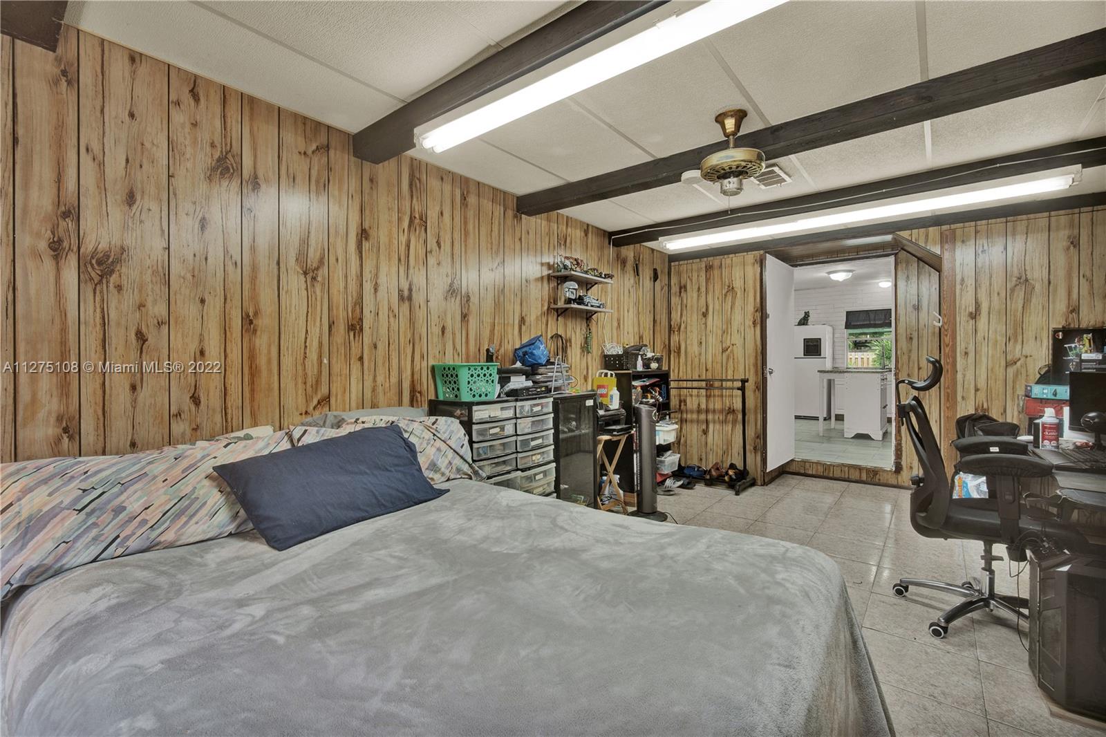 Listing Photo 10