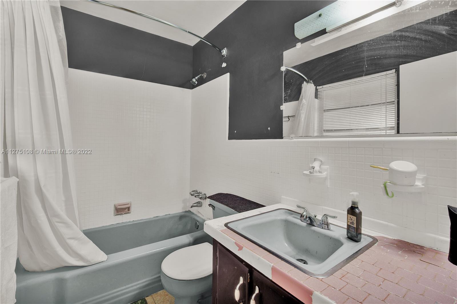 Listing Photo 14