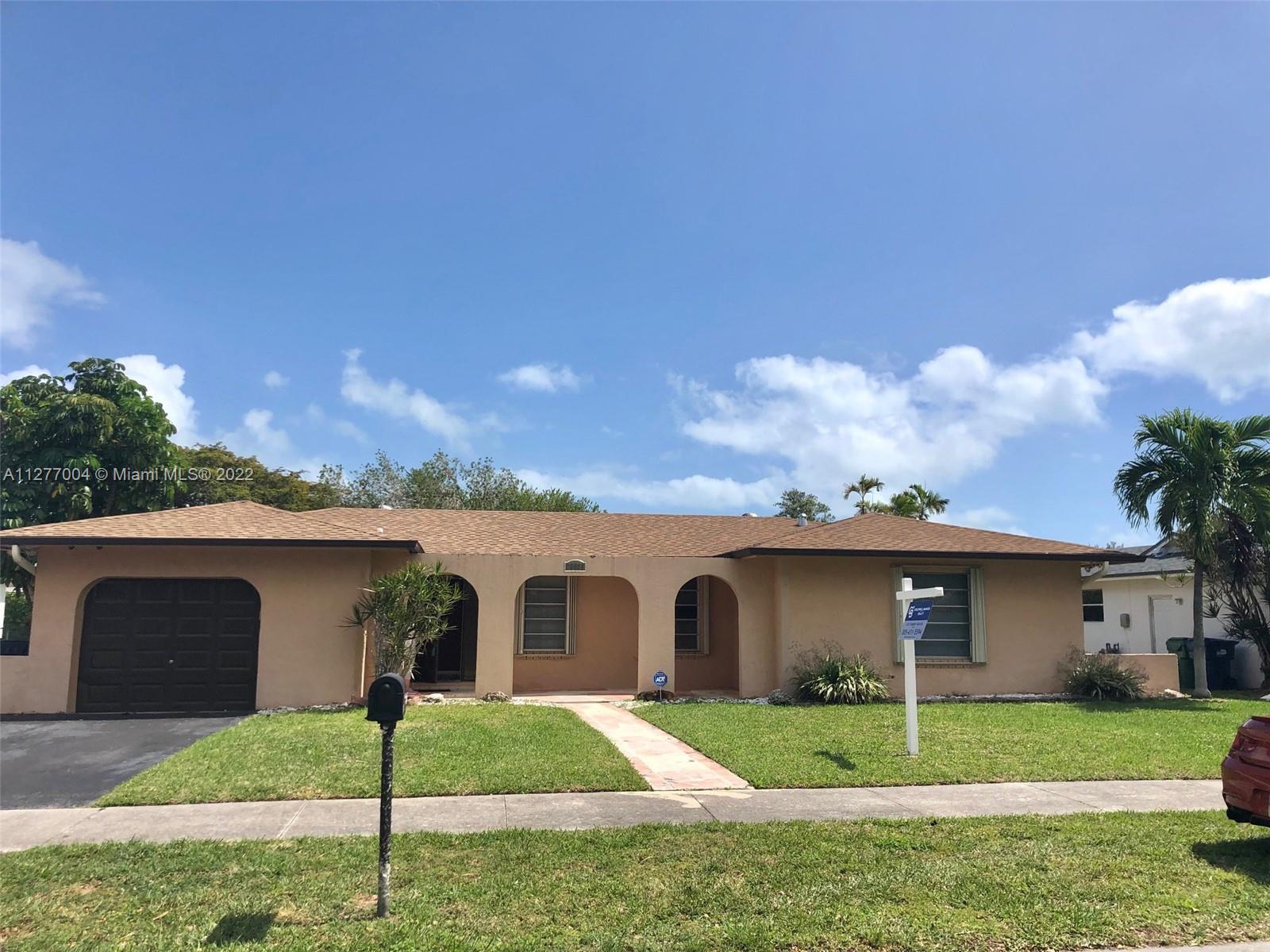 20605 SW 82nd Ct  For Sale A11277004, FL