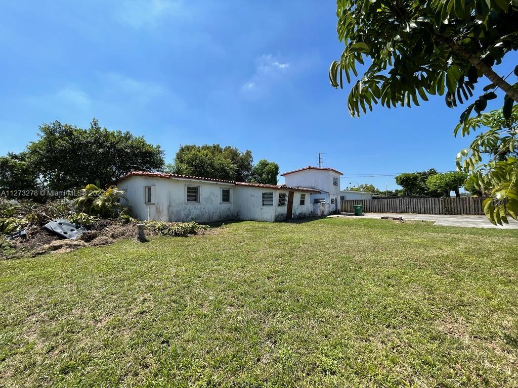 Listing Photo 8