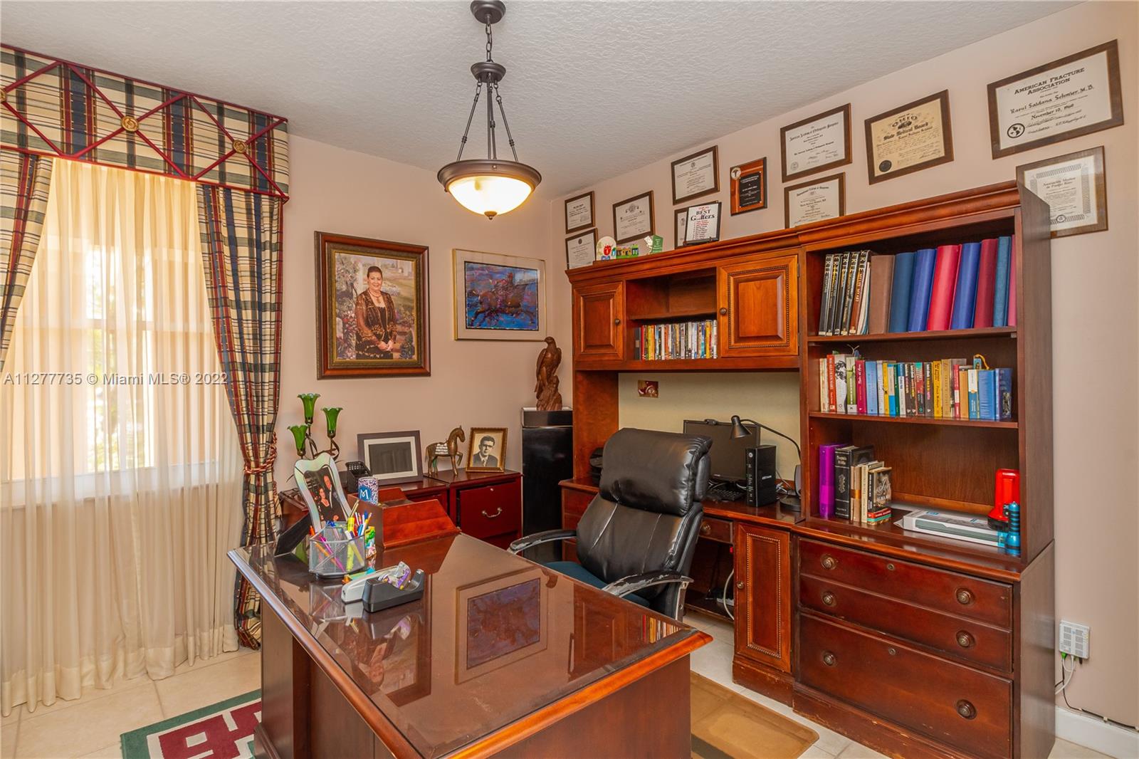 Listing Photo 11