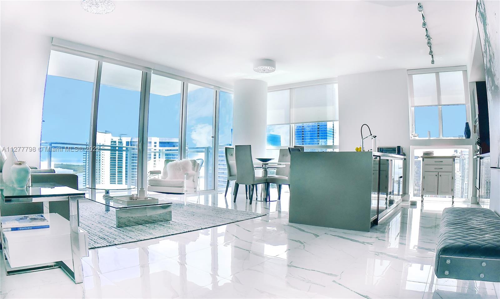 JUST REDUCED FOR A QUICK SALE!! Spectacular condo, corner unit and the best line at The BOND 3 beds/3 Baths with Breathtaking views to the ocean and city from the 40th floor. Developer floor plans shows 1710 Sq. Ft living area,  This modern 3 beds 3 baths luxury unit features kitchen with top of the line appliances and porcelanosa throughout the entire unit including the huge balcony.  THE BOND is located in the heart of the Miami financial district, walking distance to Brickell city center, restaurants and more. The Bond was inspired by classic British elegance, while having luxury amenities. This exclusive development has 5,000 square feet of retail space and also have 595 parking spaces. ATTENTION INVESTORS!! UNIT CAN BE RENTED 12 TIMES A YEAR (30 days Minimum)