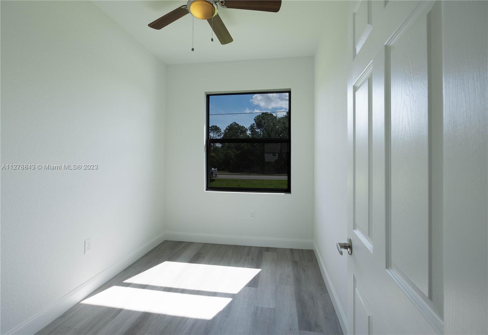 Listing Photo 20