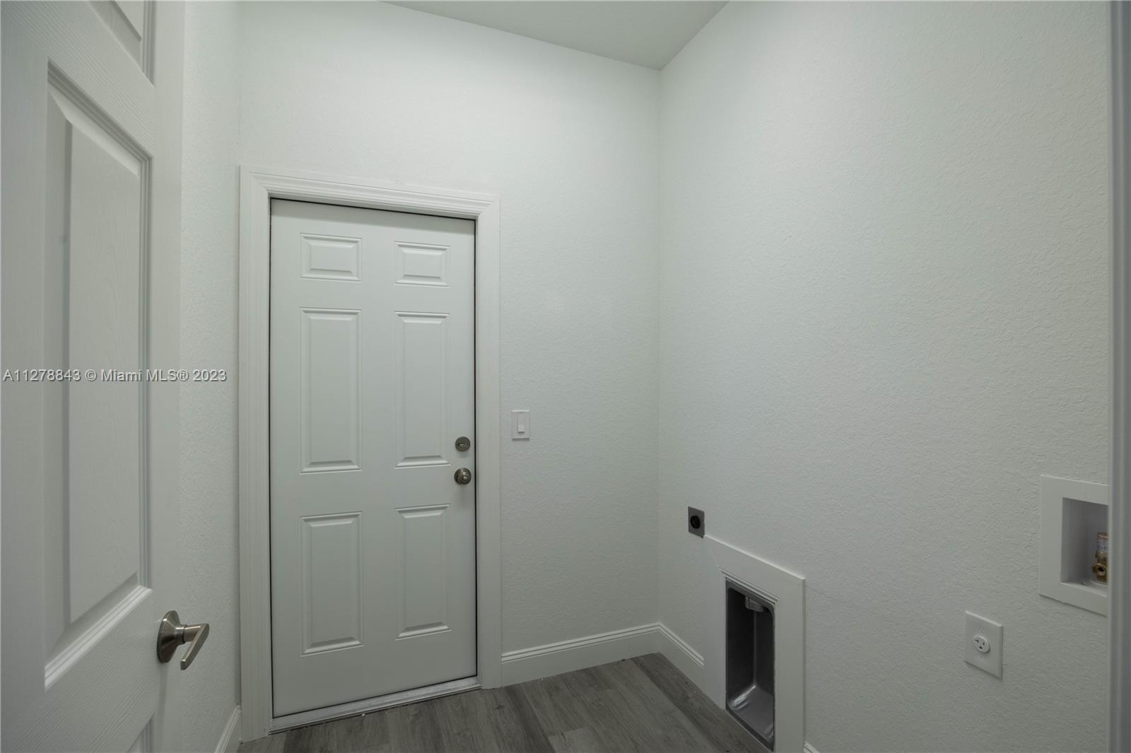 Listing Photo 22