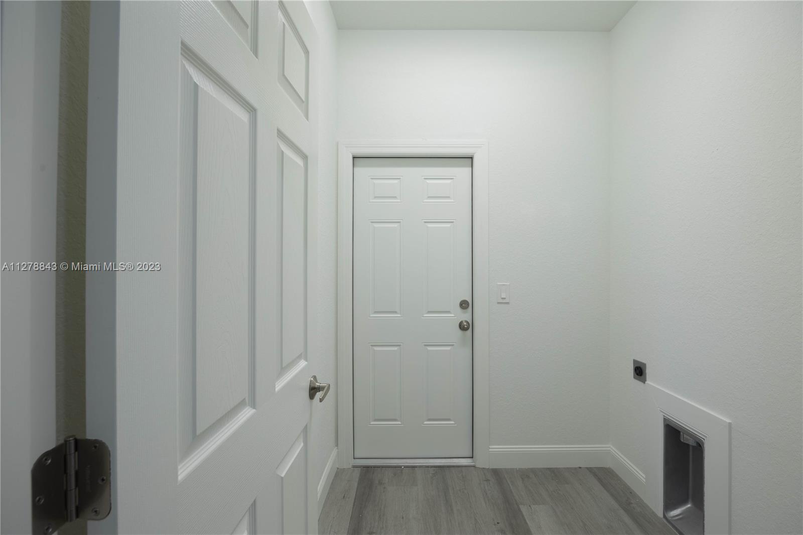Listing Photo 23