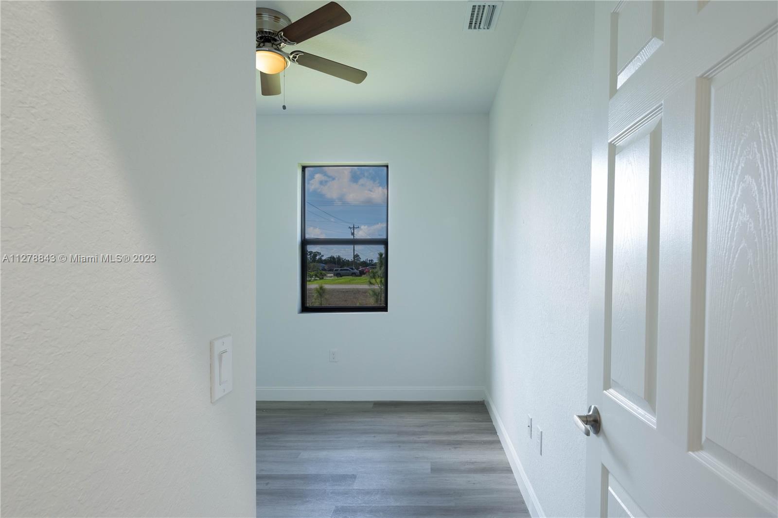 Listing Photo 24