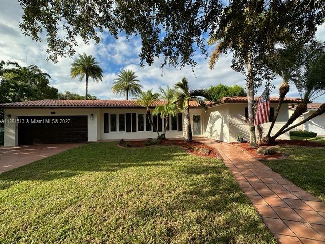 Photo 1 of 6963 Seagrape Ter in Miami Lakes - MLS A11281513