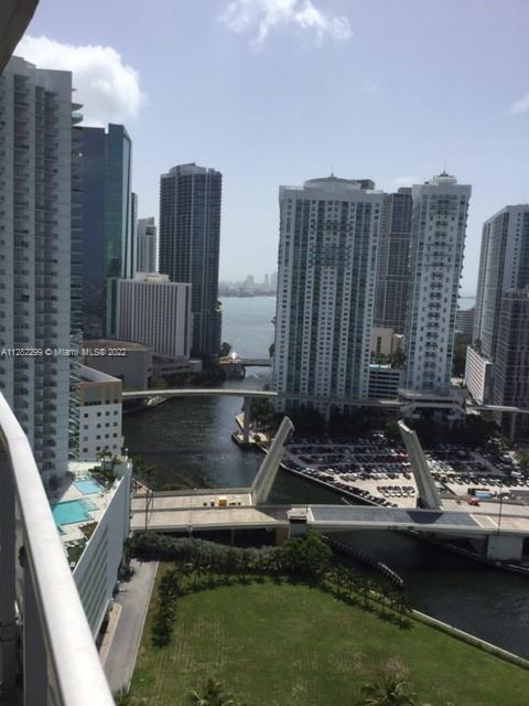 Beautiful 2/2 condo located at Miami Riverfront area.  Unit has canal view, balconies, spacious rooms and bathrooms, walk in closets and much more.