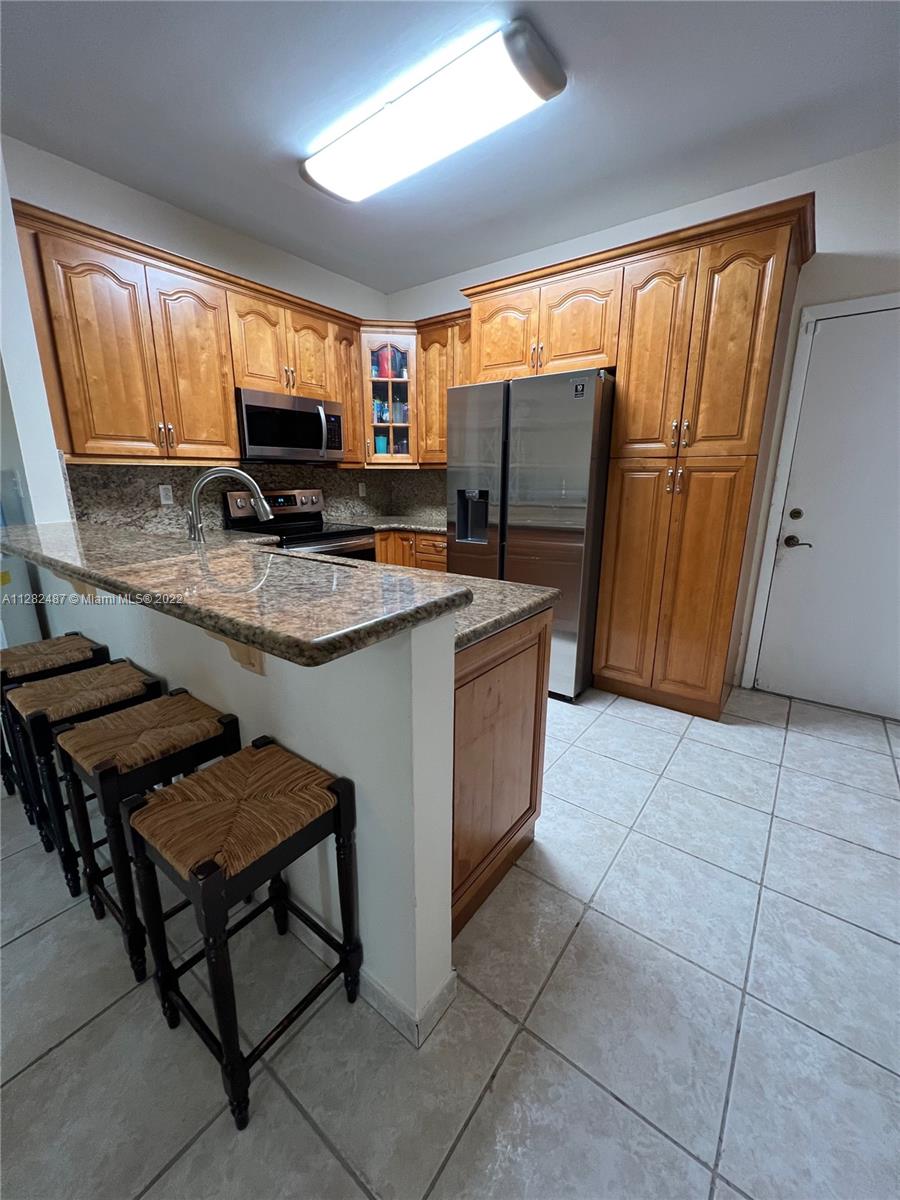 Listing Photo 10