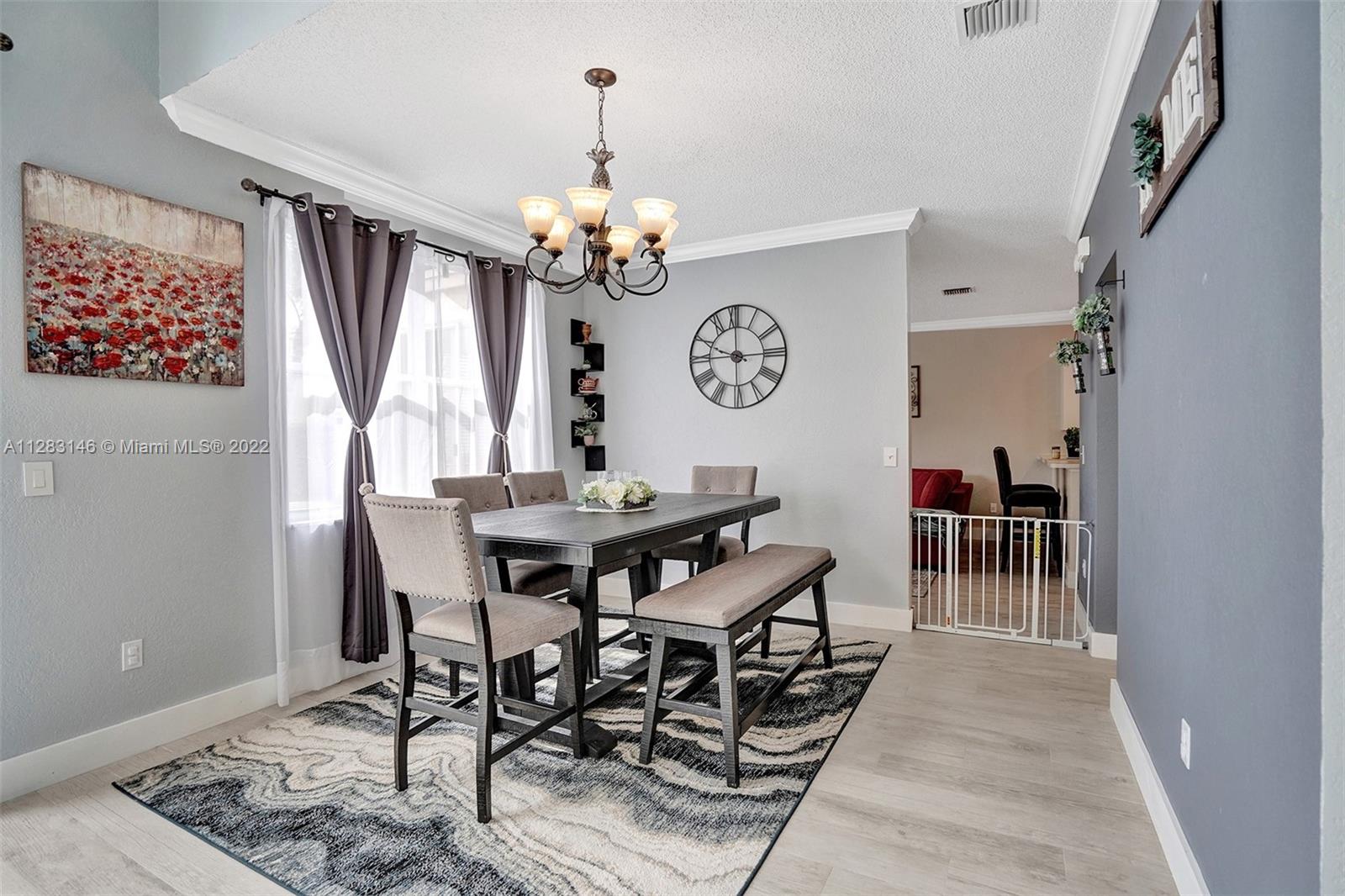 Listing Photo 18
