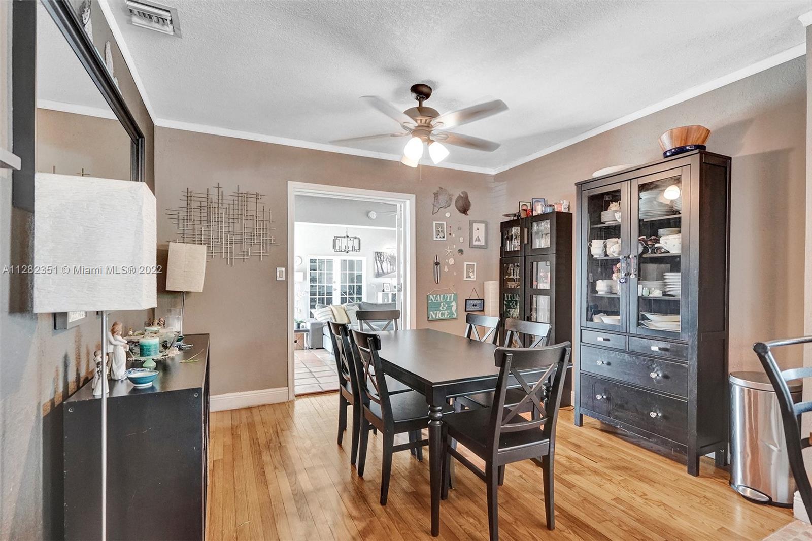 Listing Photo 8