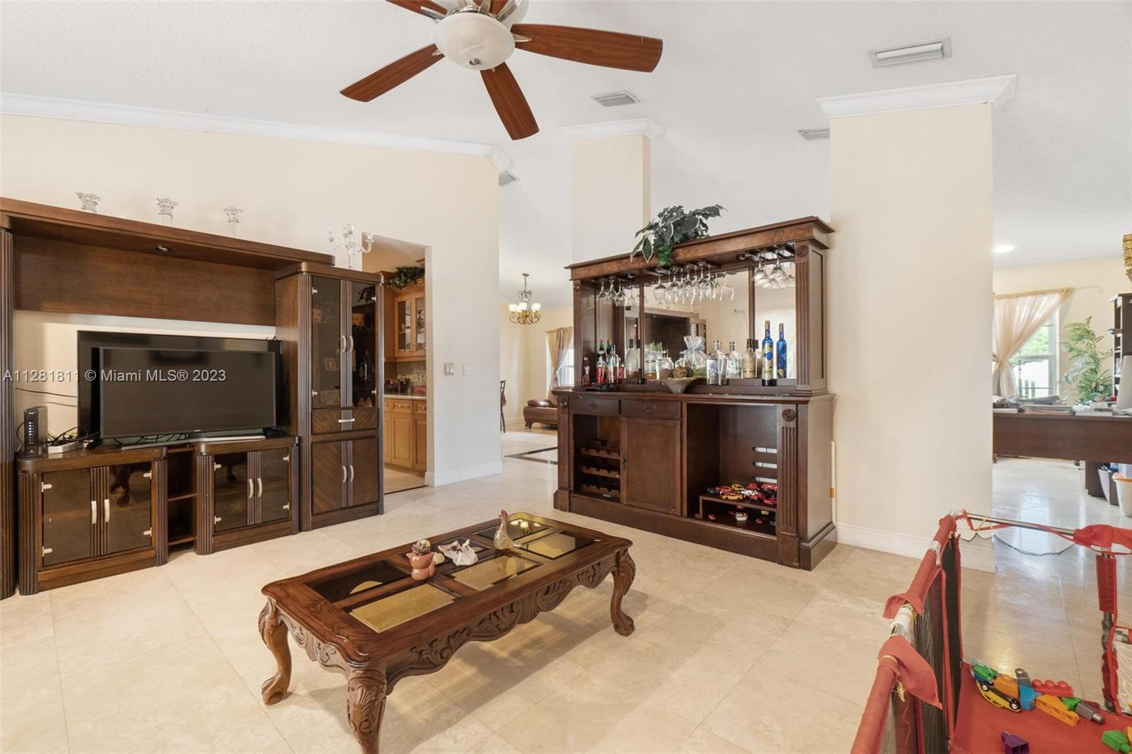 Listing Photo 18